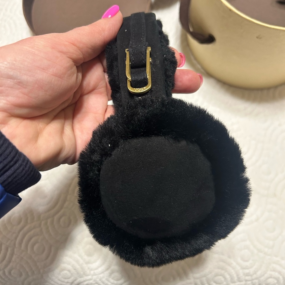 UGG Black Earmuffs